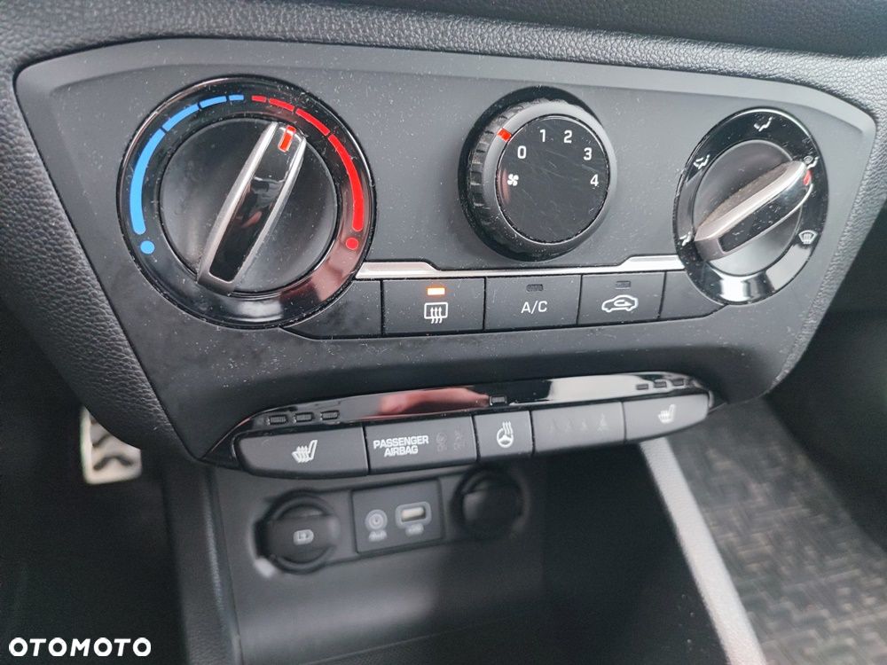 Hyundai i20 1.0 T-GDI - 14