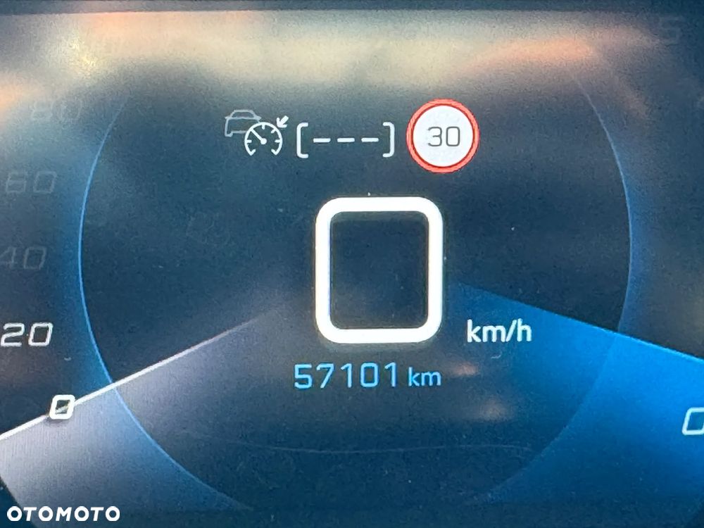Peugeot 2008 PureTech 130 EAT8 GT - 20