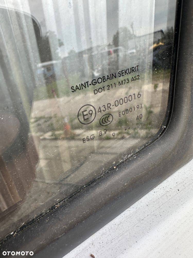 MERCEDES sprinter 906 crafter drzwi lewe PRAWE  przednie  przód białe - 12