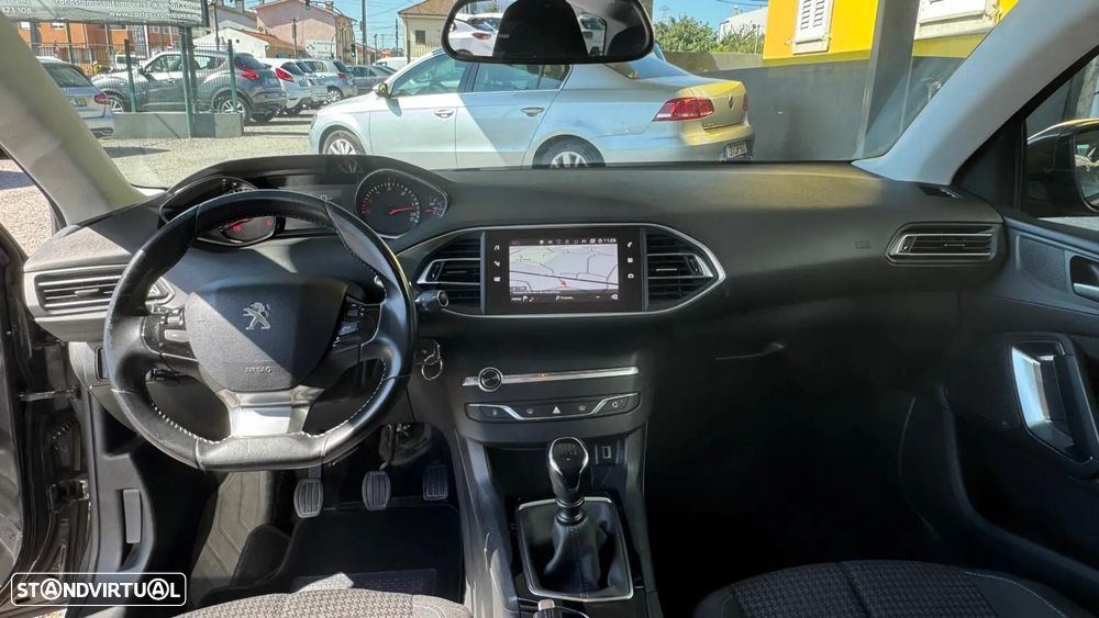 Peugeot 308 SW 1.5 BlueHDi Style - 26