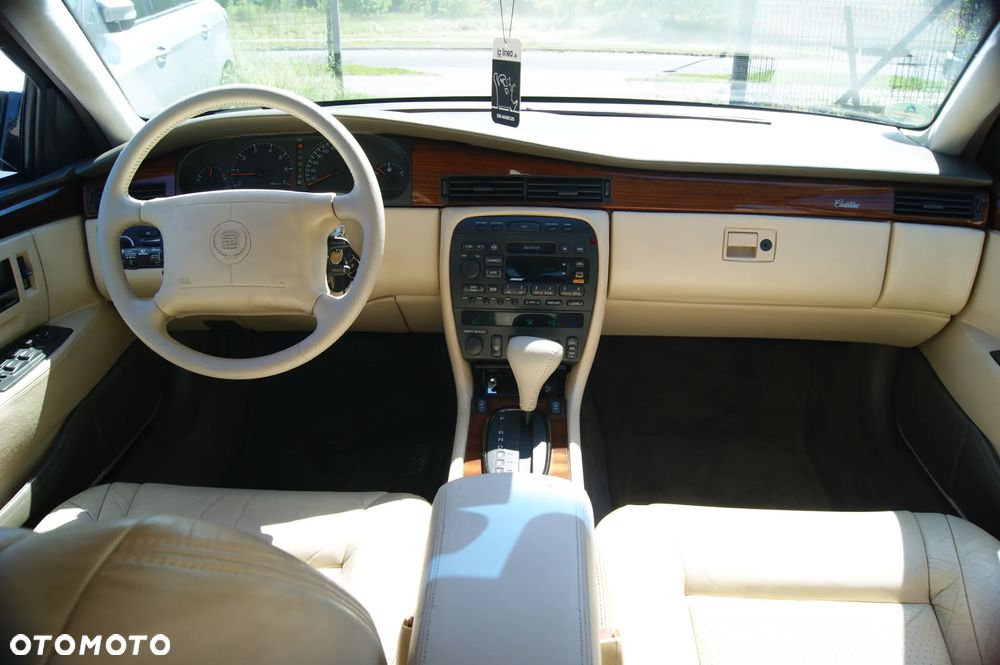 Cadillac Seville - 20