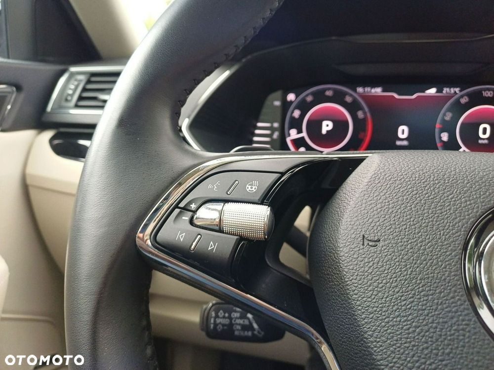 Skoda Superb 2.0 TSI 4x4 L&K DSG - 25