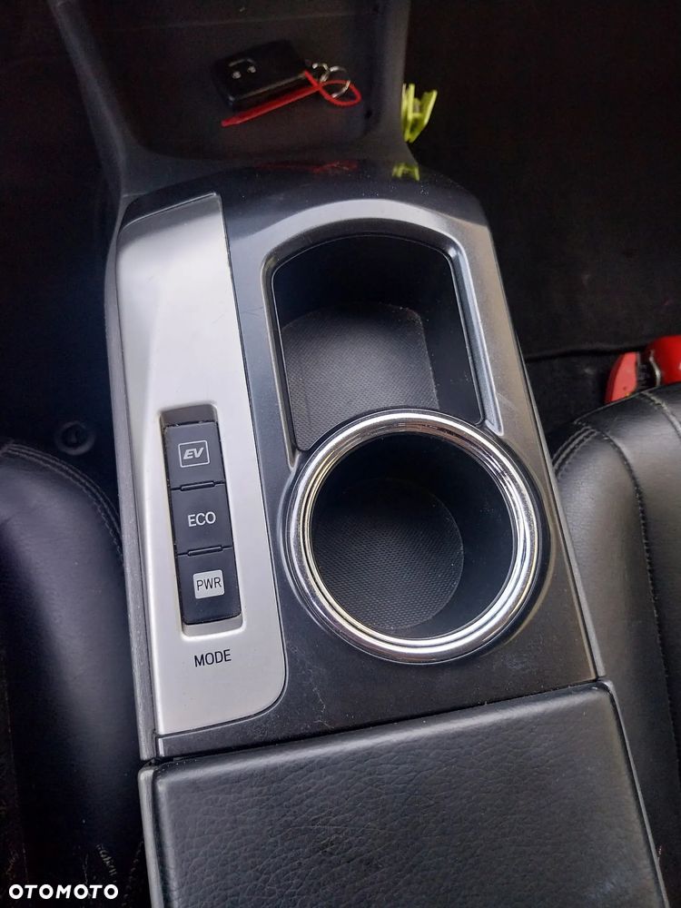 Toyota Prius+ - 19