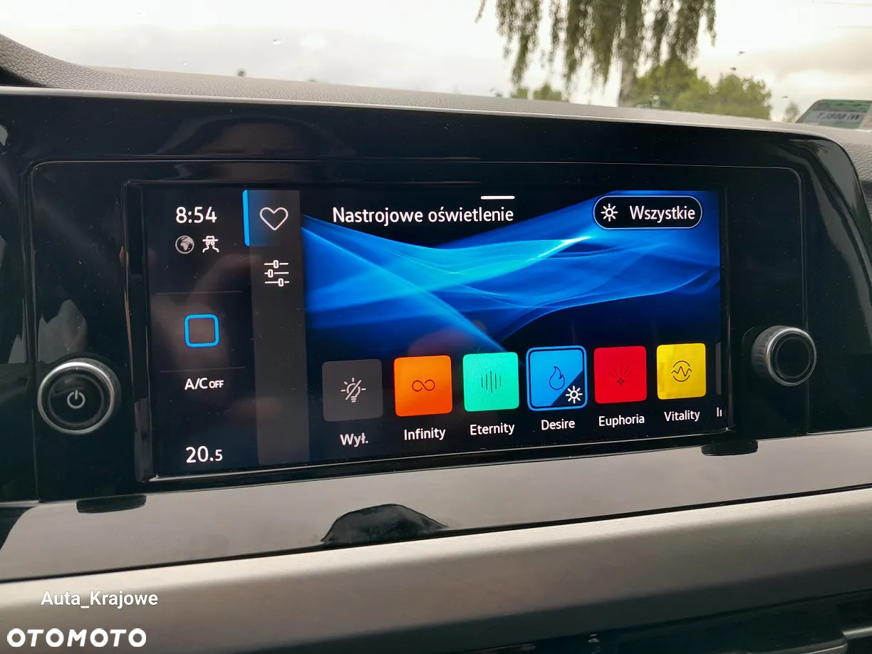 Volkswagen Golf VIII 1.5 TSI EVO Life - 20