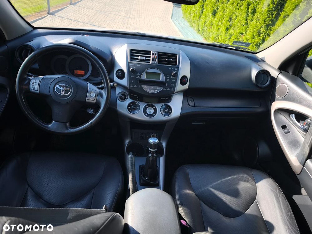 Toyota RAV4 2.2 D-CAT X Platinium NAVI - 6