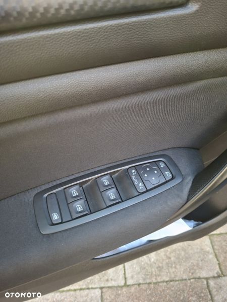 Renault Megane BLUE dCi 115 EDC INTENS - 15