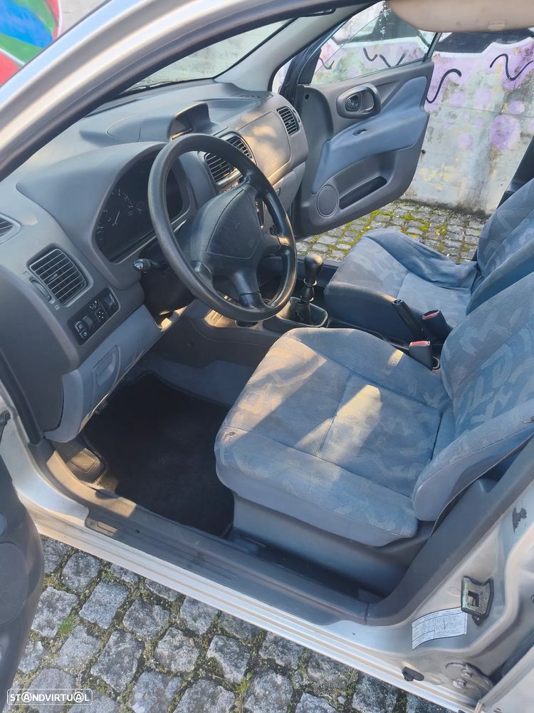 Mitsubishi Space Star 1.3 GLX - 5