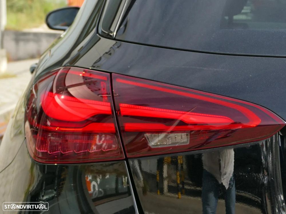 Mercedes-Benz A 250 e Progressive - 12