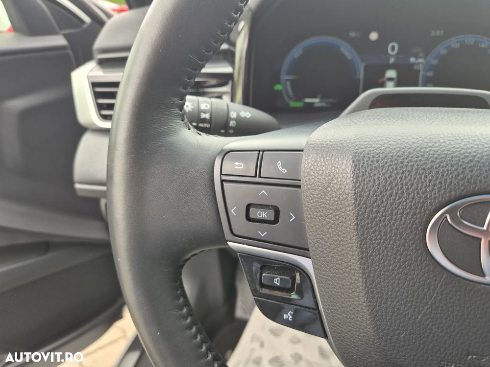 Toyota Camry 2.5 Exclusive - 23