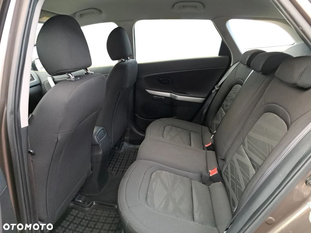 Kia Ceed 1.6 GDI M - 21