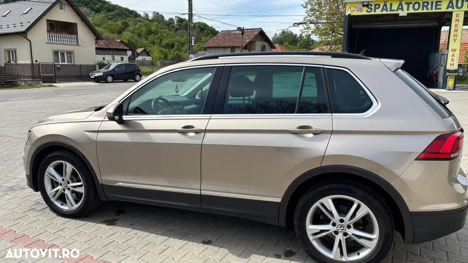 Volkswagen Tiguan 2.0 TDI 4Mot DSG Comfortline - 5