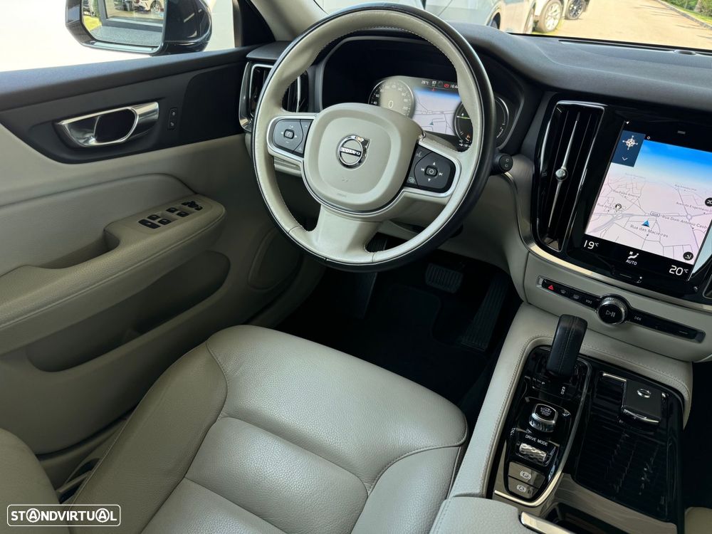 Volvo V60 2.0 T6 AWD TE Inscription Expression - 25