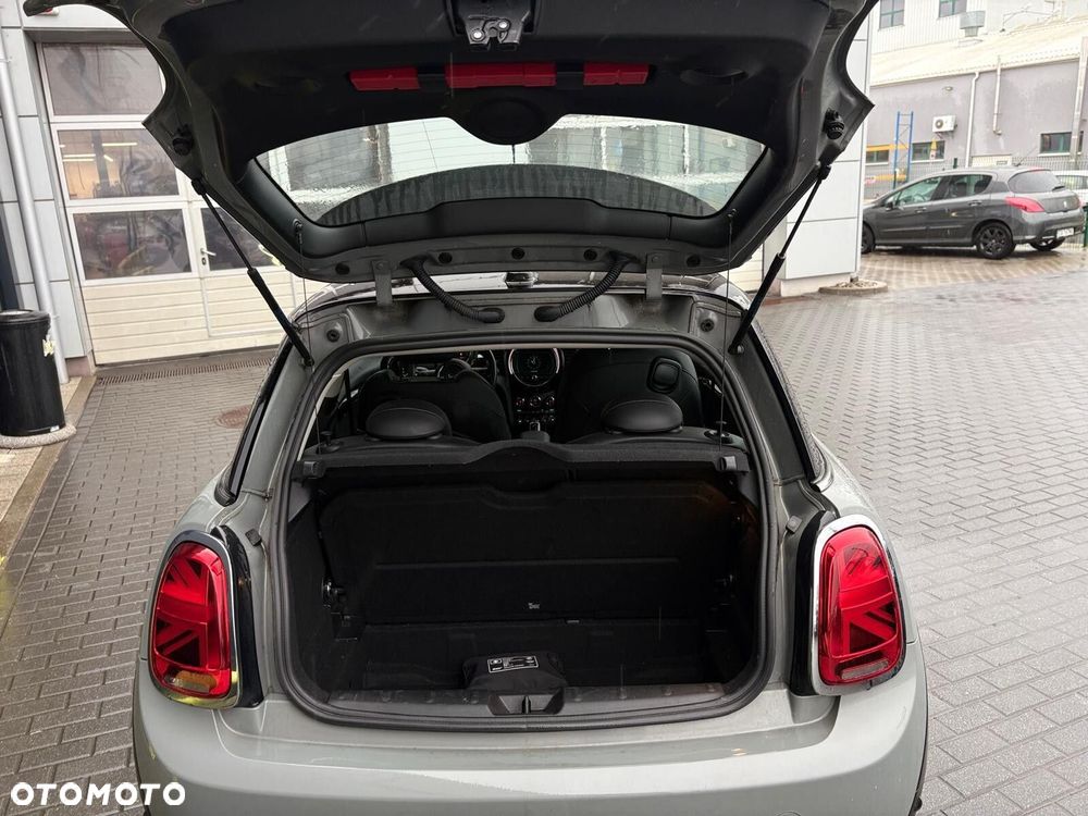 MINI Cooper Classic Trim - 24