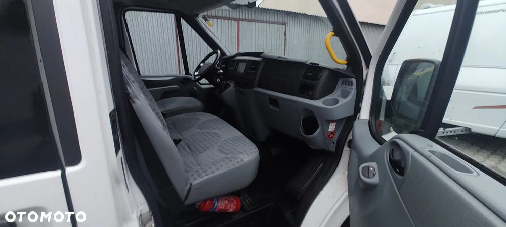 Ford Transit TOURNEO - 6