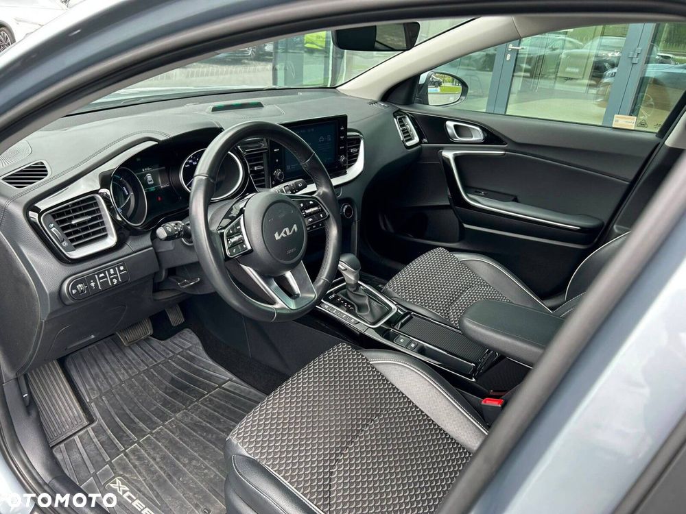 Kia XCeed 1.6 GDI PHEV L Business Line DCT - 6