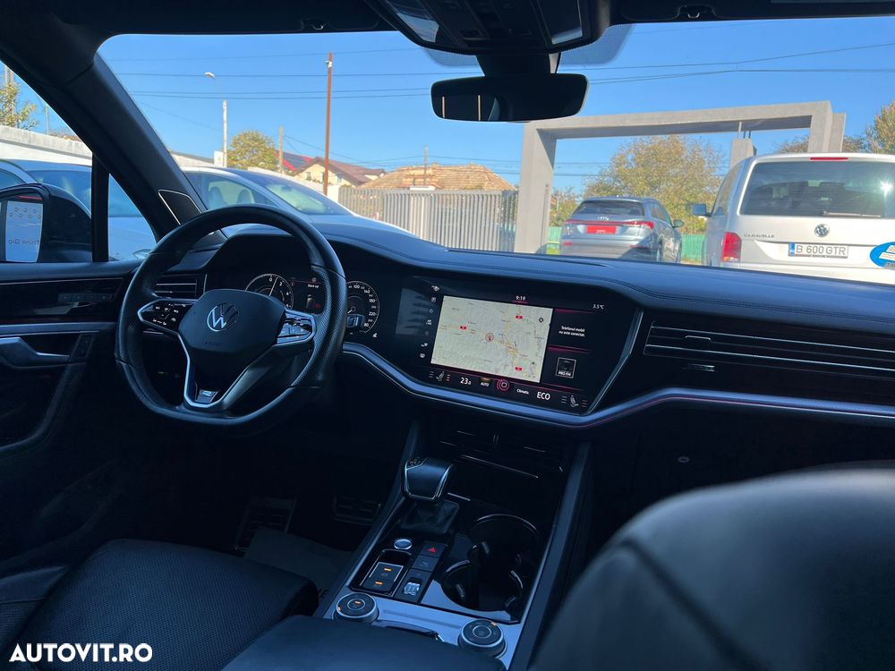 Volkswagen Touareg - 9