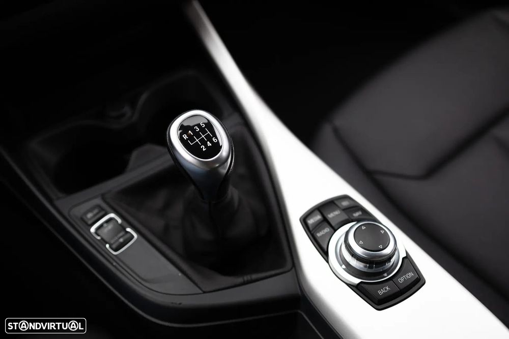 BMW 116 d EfficientDynamics - 9