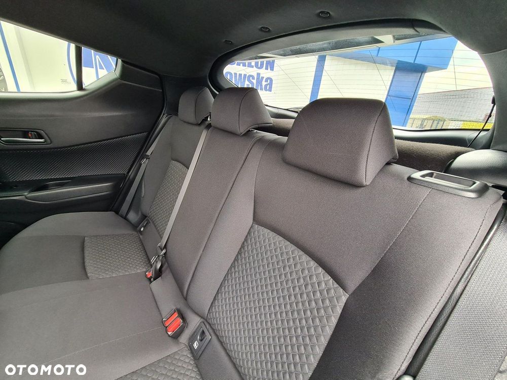 Toyota C-HR 2.0 Hybrid Executive - 25