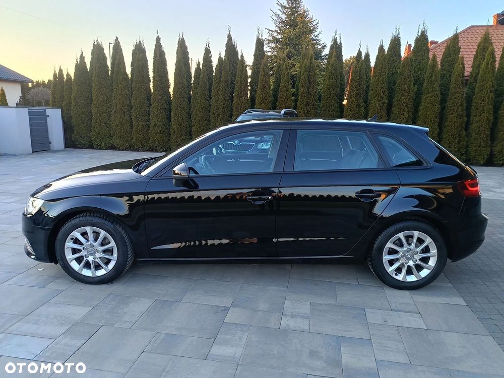 Audi A3 Sportback 2.0 TDI S tronic Attraction - 8
