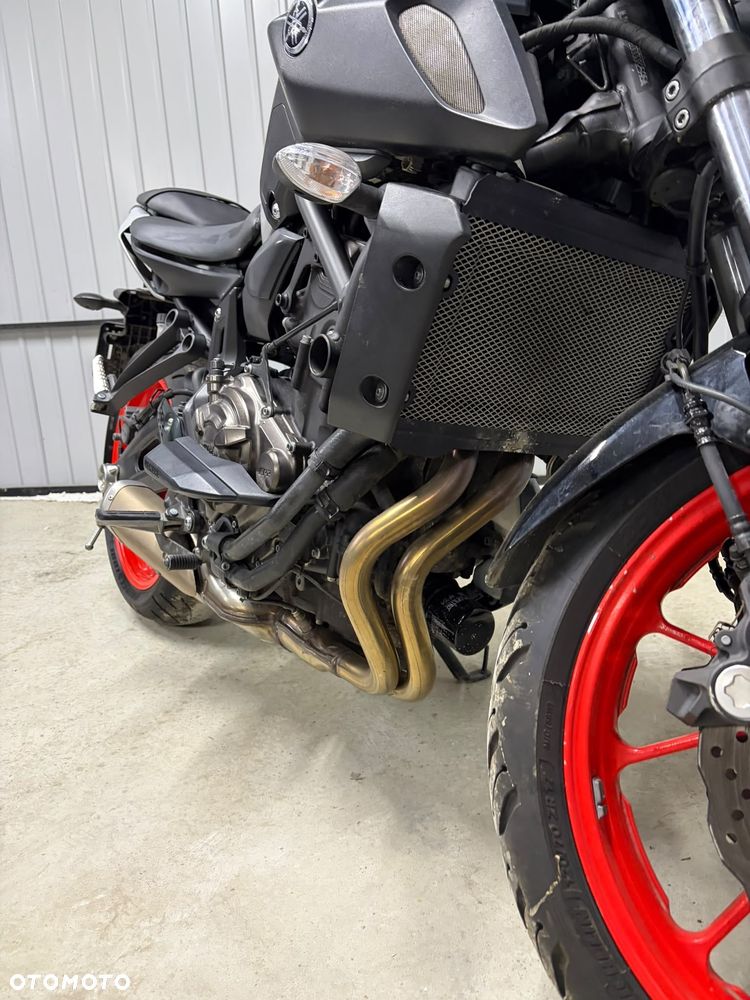 Yamaha MT - 6