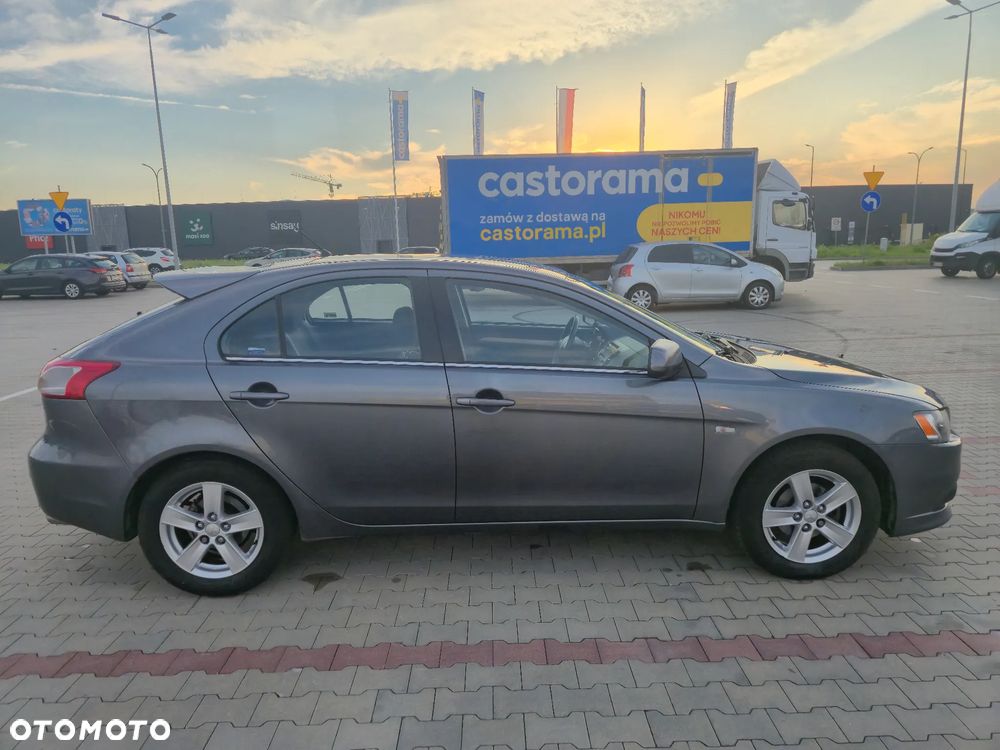 Mitsubishi Lancer 1.8 Inform - 5