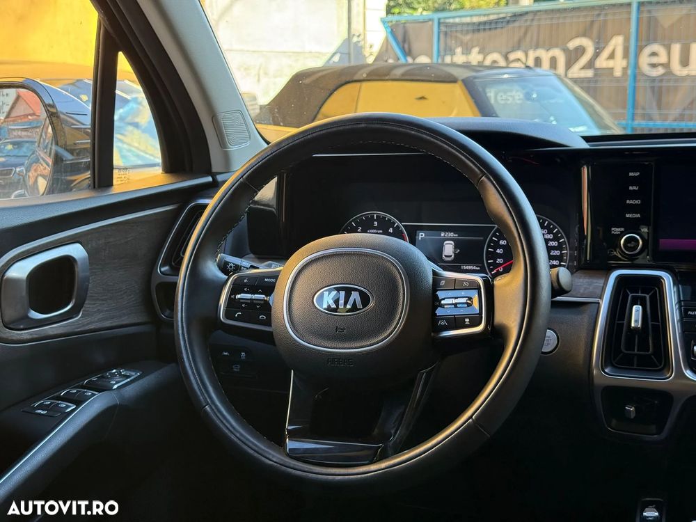 Kia Sorento - 15