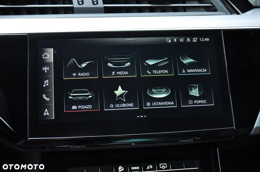 Audi SQ8 e-tron - 35