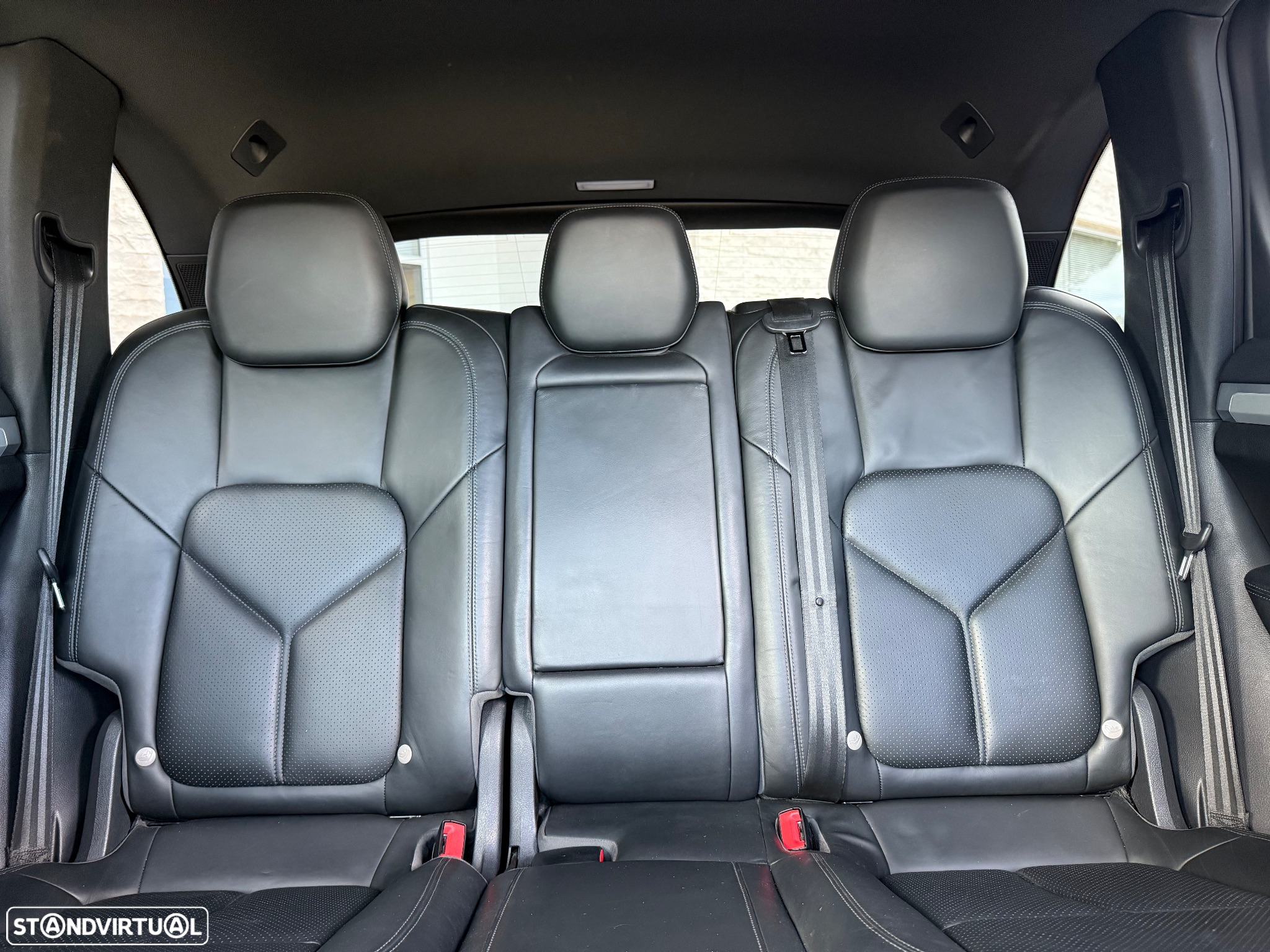 Porsche Cayenne II Platinum Edition - 27