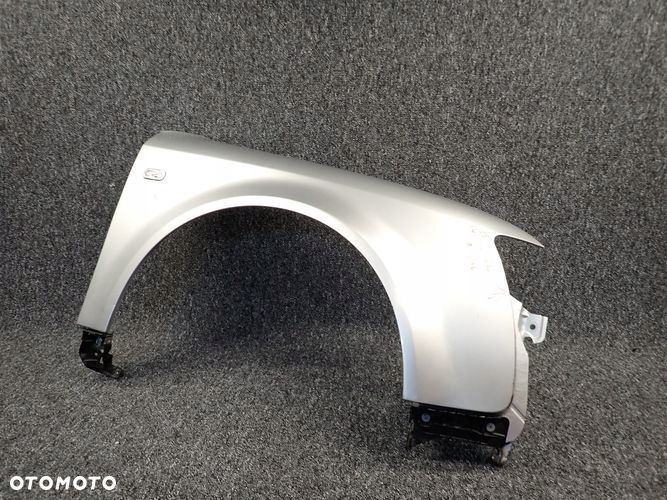 AUDI A4 B6 8E 01-05 błotnik prawy przedni przód - 1