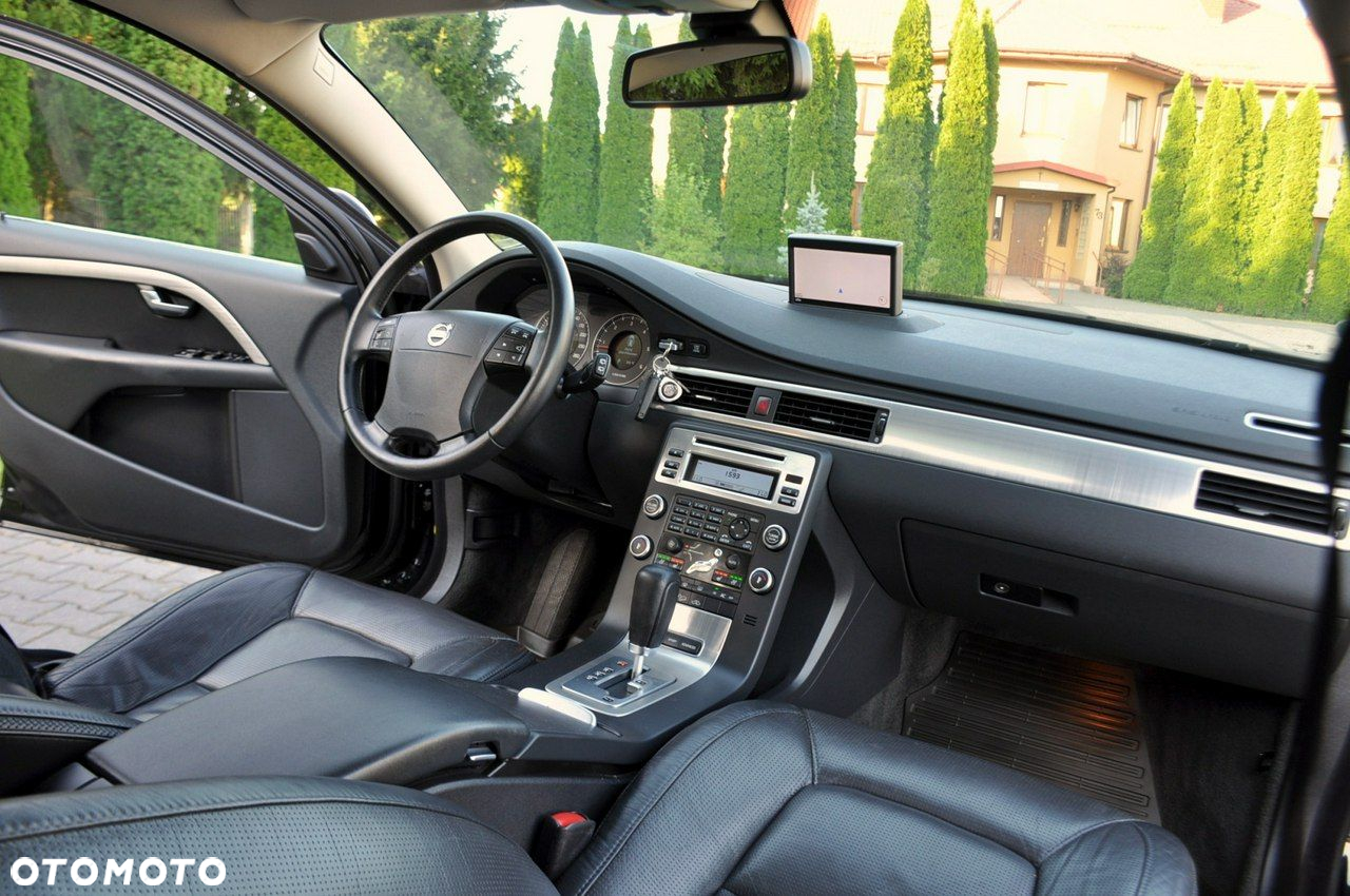 Volvo XC 70 - 26