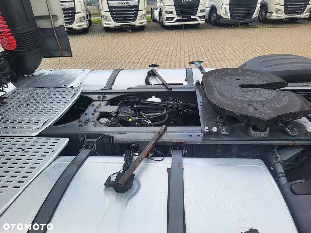 DAF FT XF 480 - 11