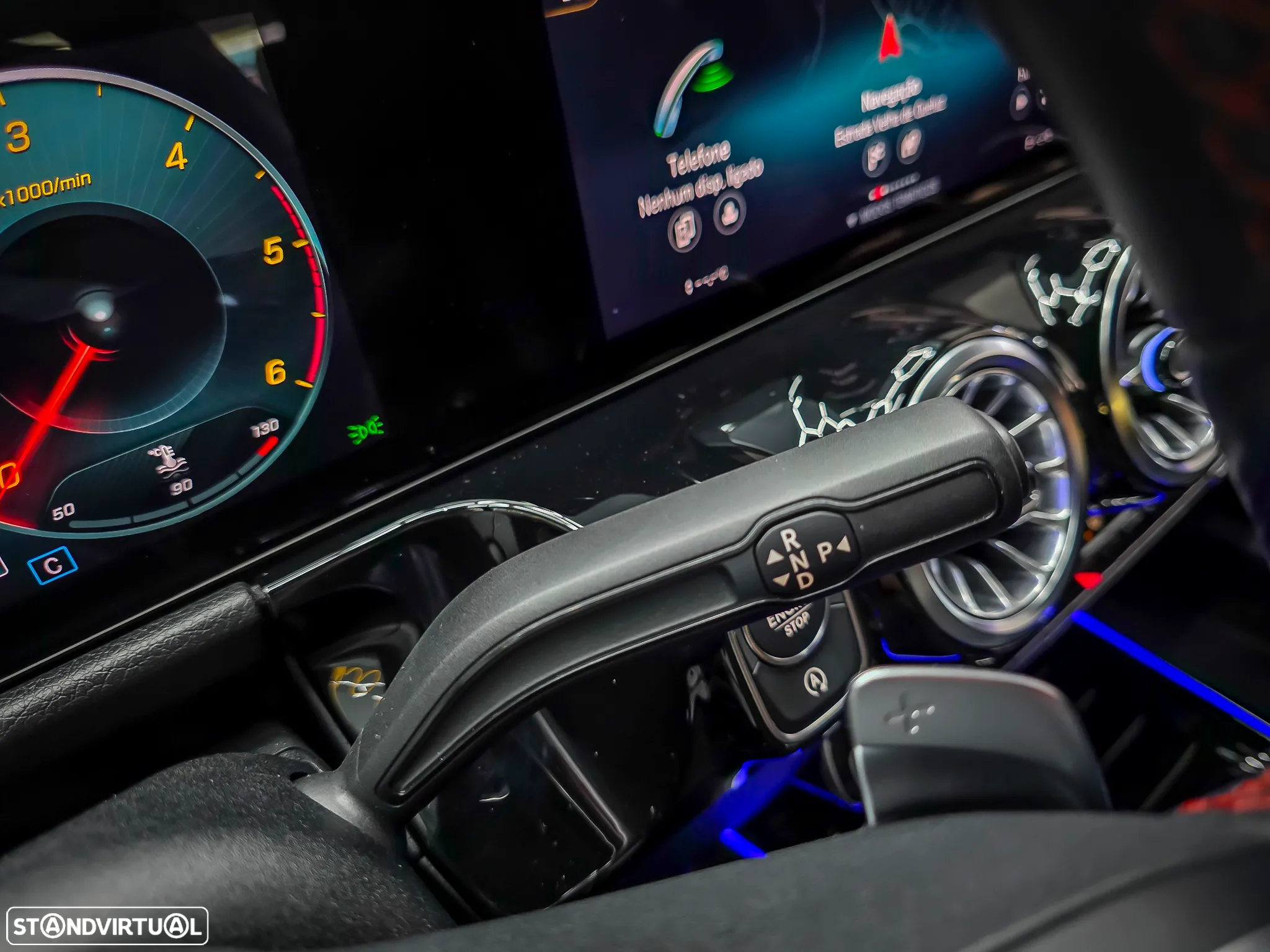 Mercedes-Benz GLA 200 d 8G-DCT AMG Line - 25