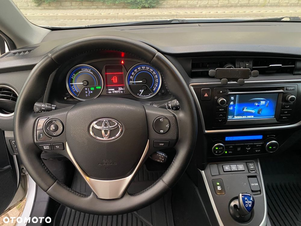 Toyota Auris 1.8 HSD Luna - 9