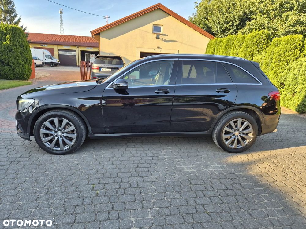 Mercedes-Benz GLC - 16