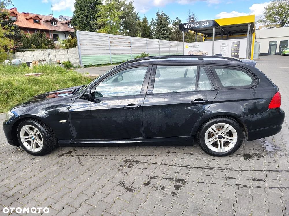 BMW Seria 3 318i - 2