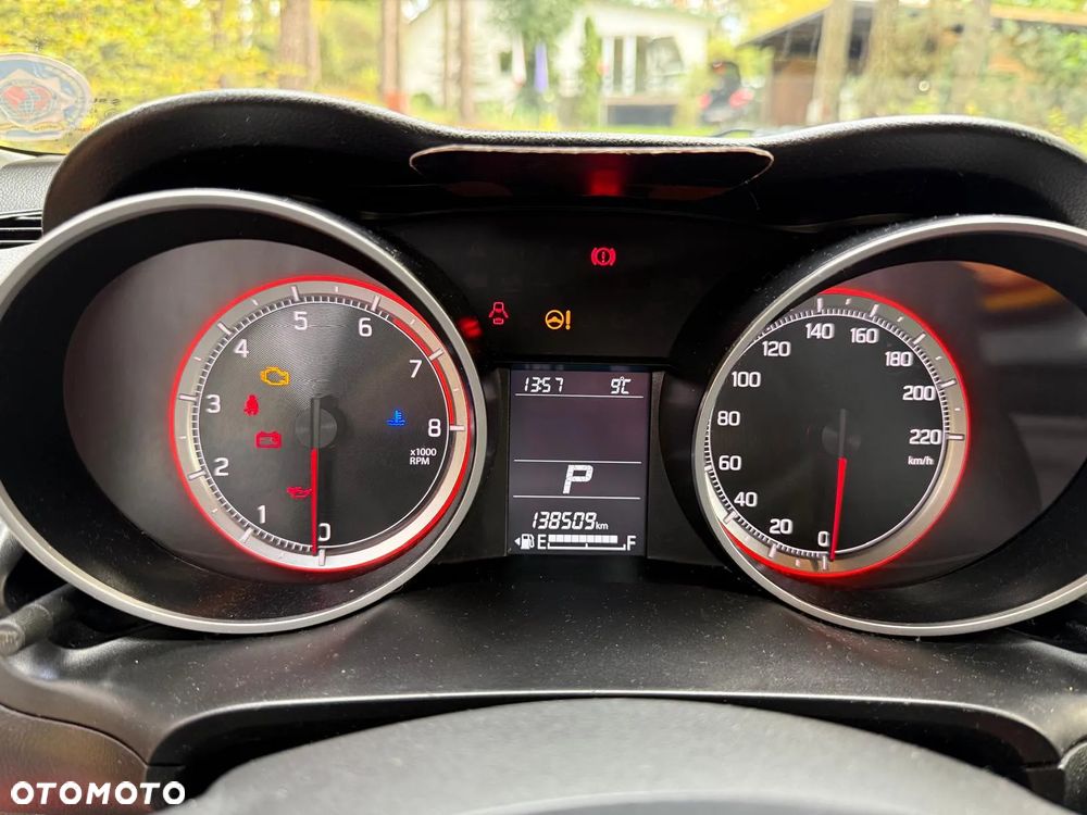 Suzuki Swift 1.2 Premium Plus CVT - 11