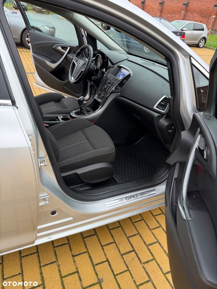 Opel Astra - 16