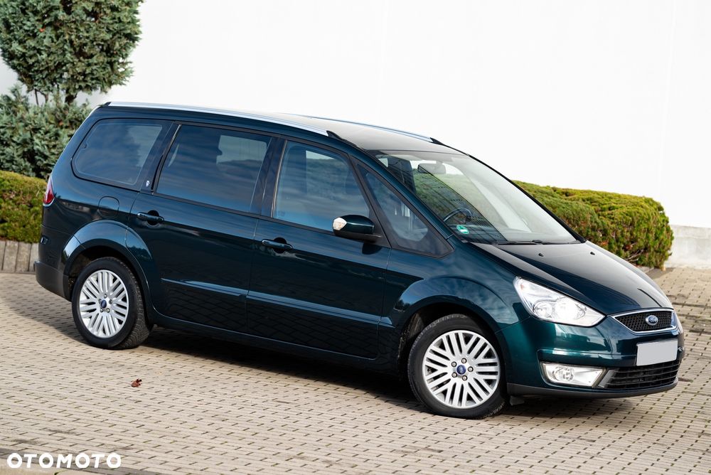 Ford Galaxy 2.0 Ambiente - 3