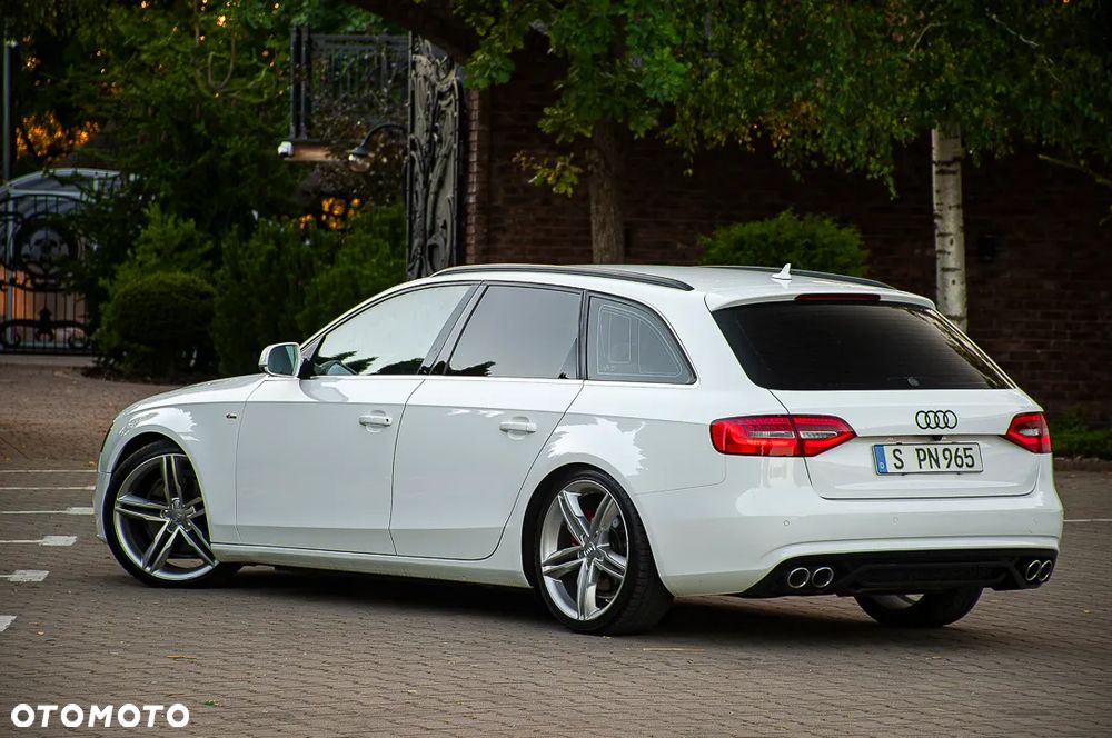 Audi A4 Avant - 19