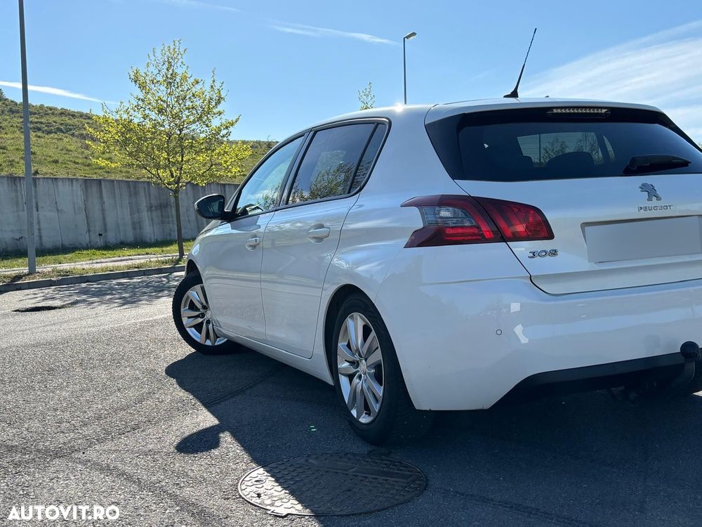 Peugeot 308 PureTech 110 Stop & Start Active Pack - 16