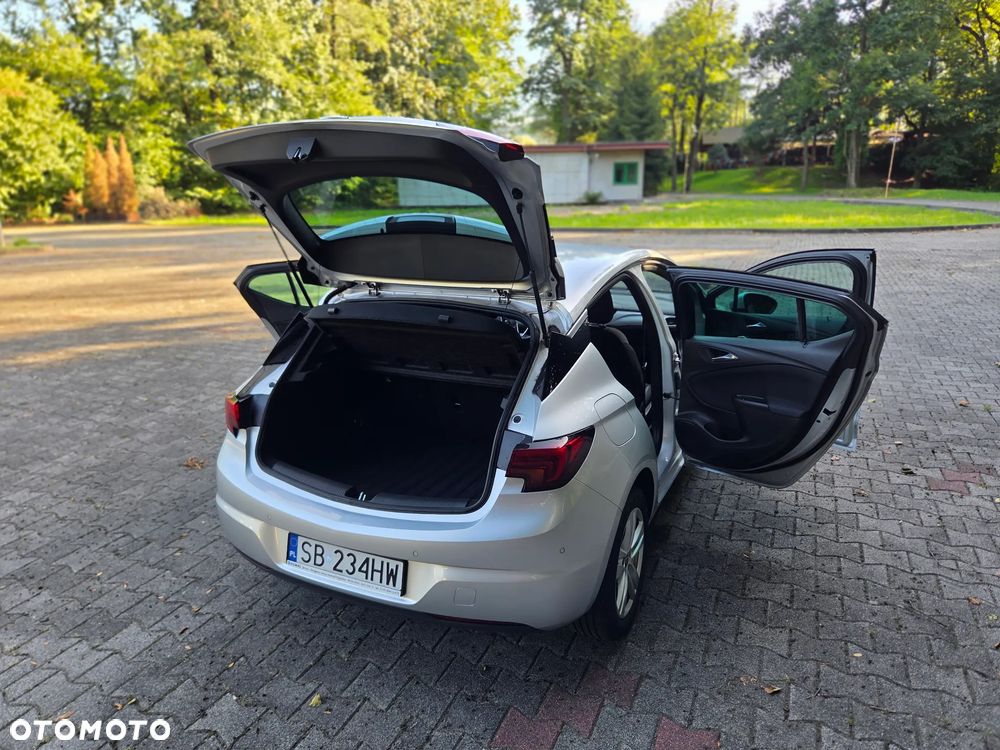 Opel Astra 1.2 T Business Elegance S&S - 17