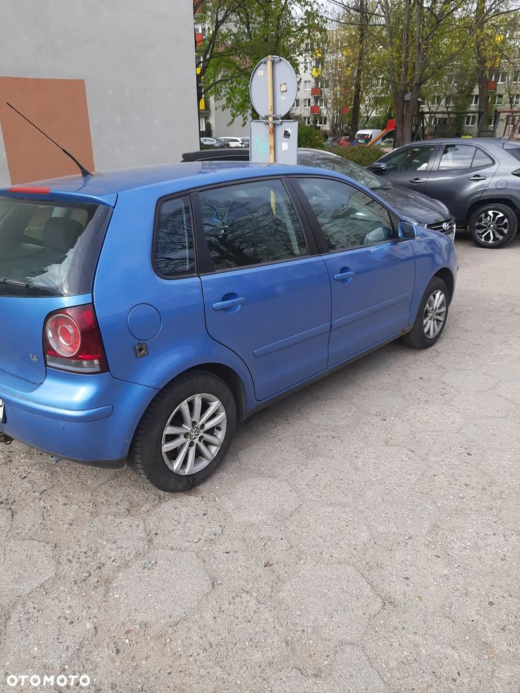 Volkswagen Polo 1.4 Comfortline - 3