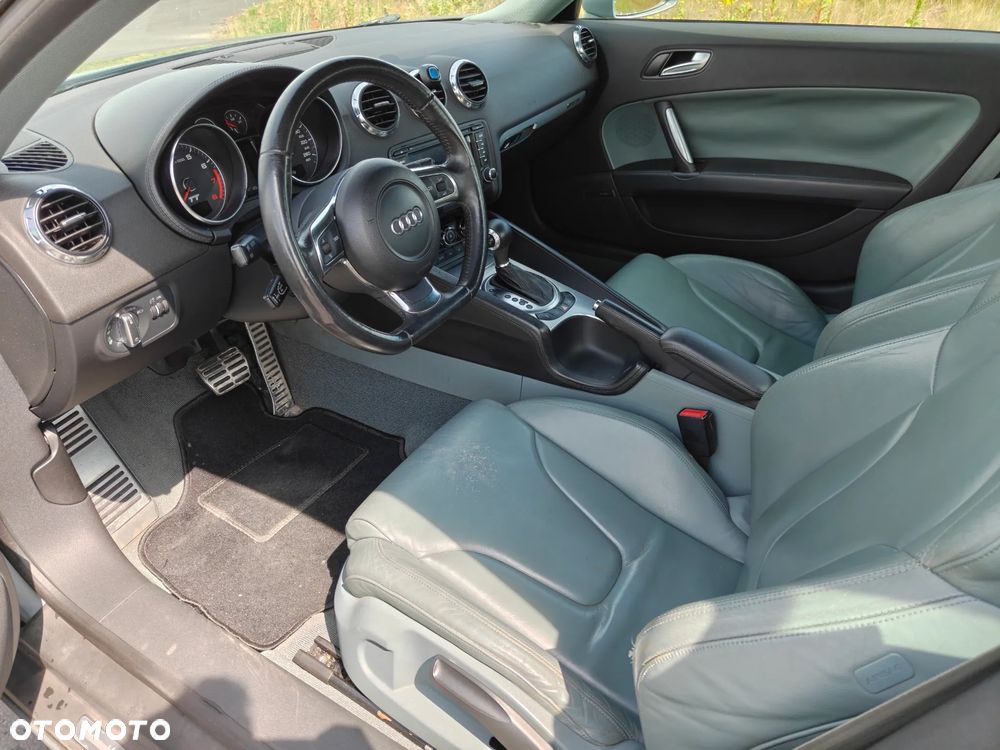 Audi TT Coupé 3.2 quattro DSG - 10