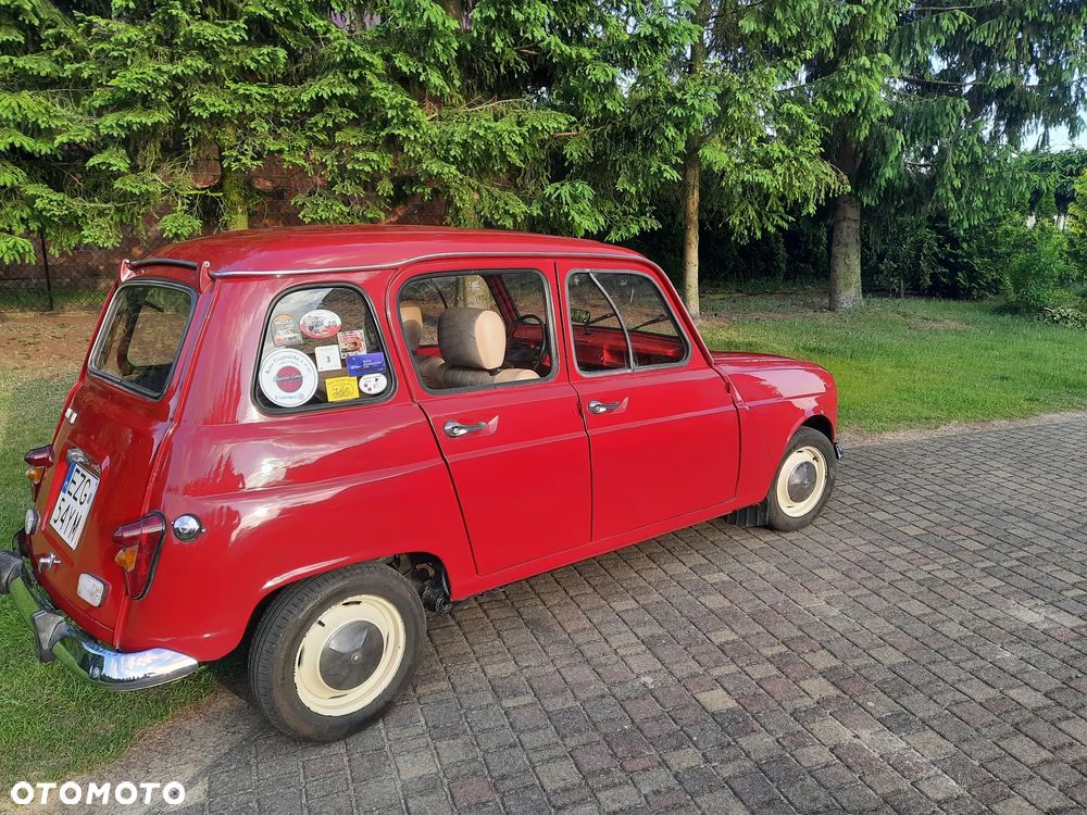 Renault 4 - 12