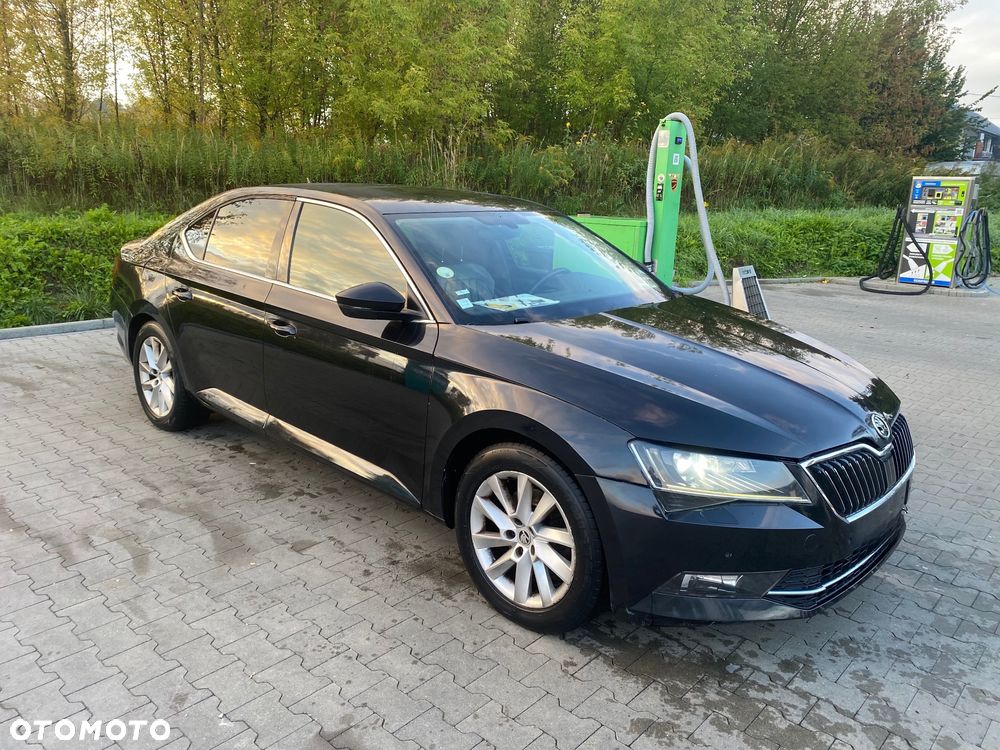 Skoda Superb 1.6 TDI Style DSG - 3