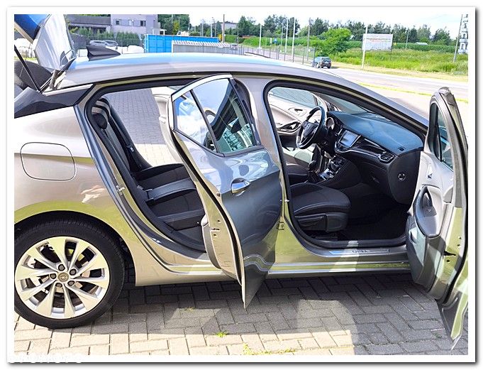 Opel Astra - 16
