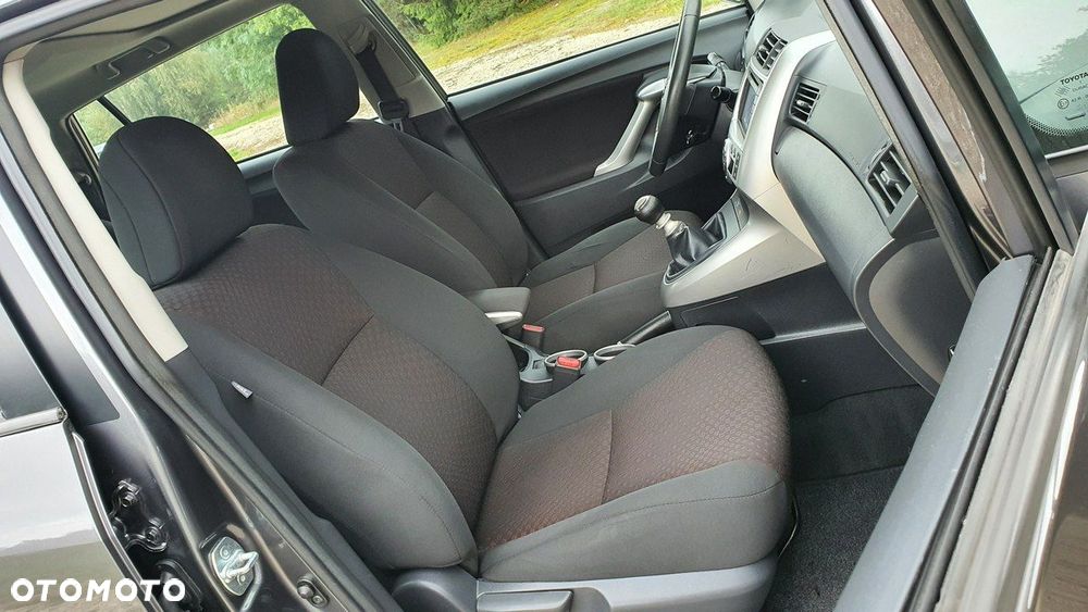 Toyota Verso - 8
