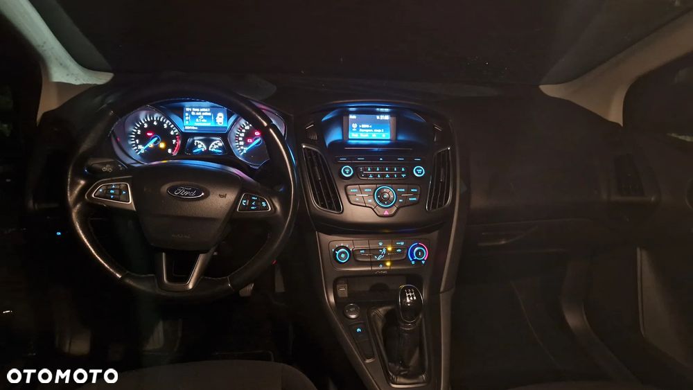 Ford Focus - 14