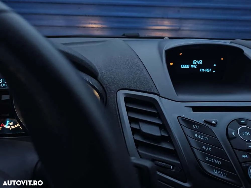 Ford Fiesta - 15