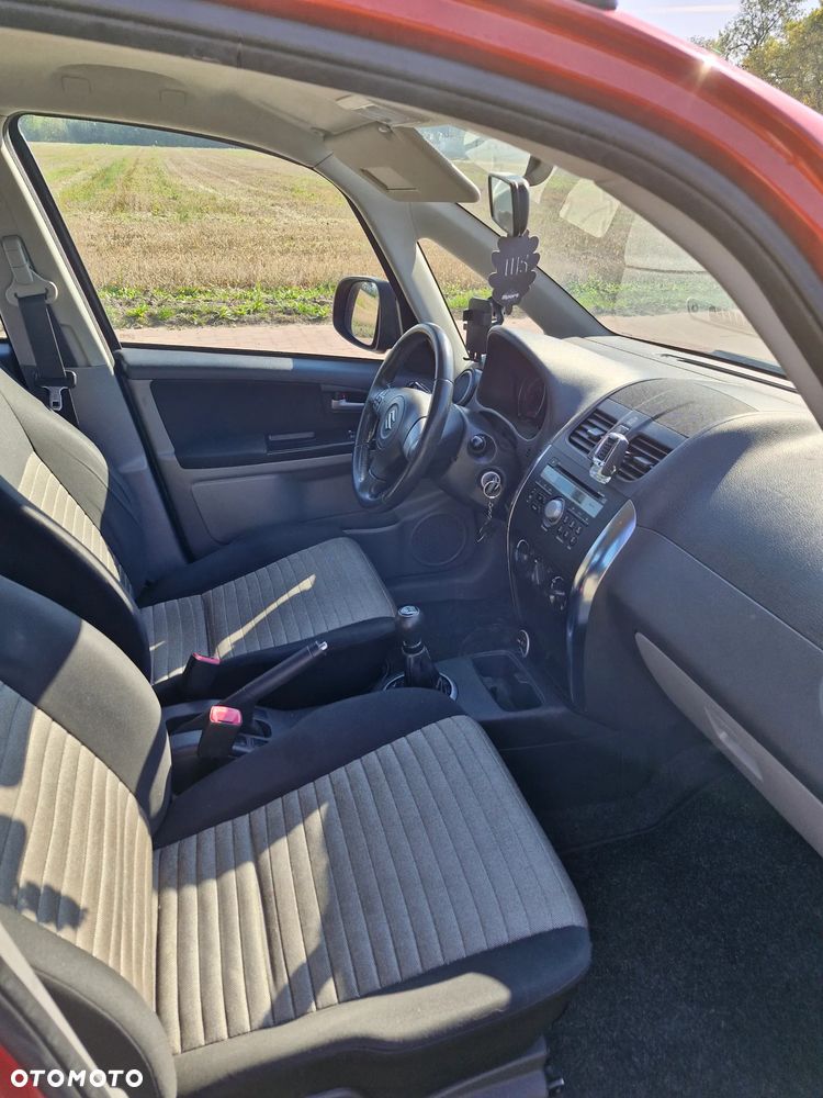 Suzuki SX4 1.5 Comfort - 5